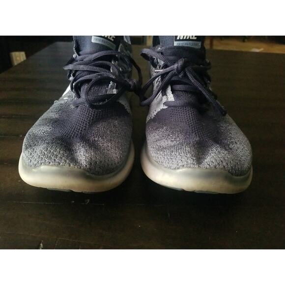 Nike Free Run Flyknit Women's Running Shoes Oreo Blue White 880843 402 Size 9.5 - Picture 10 of 16